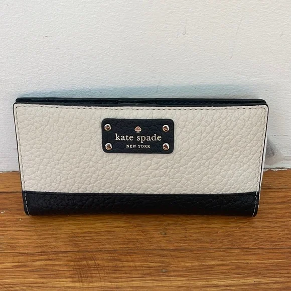 Fairmount Square Stacy Continental Snap Black and Sandy  NWT Kate Spade black/white Stacy wallet display picture 1